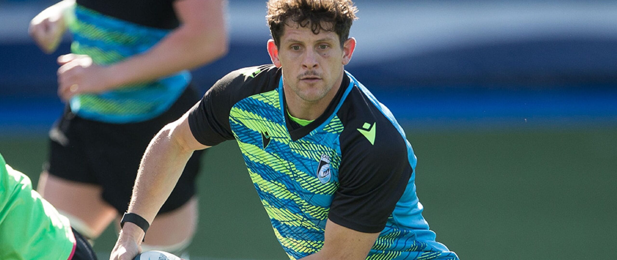 Macron_Banner_2024_1-01