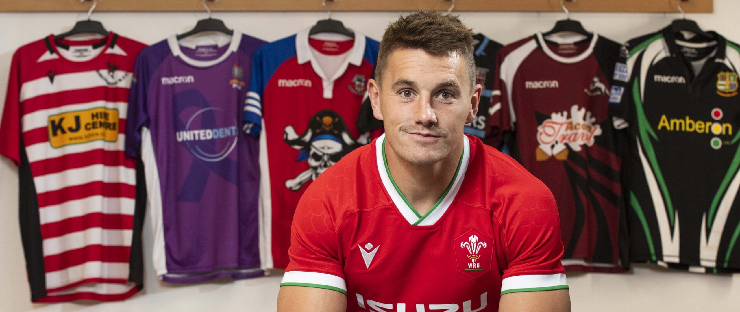 Macron_Banner_2024_2-01